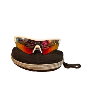 Torege Unisex Ski Sunglasses White with gold lenses